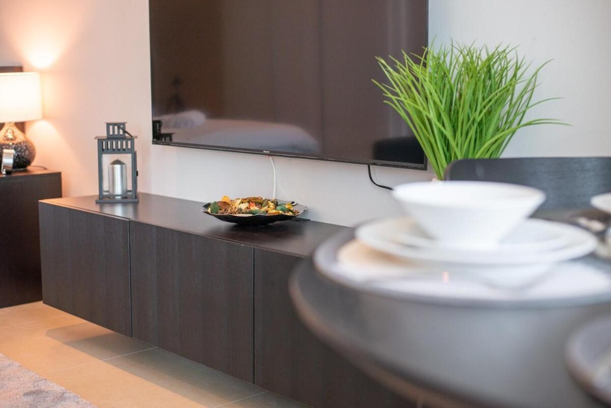 Comfortable For 4 In Difc * Dubai